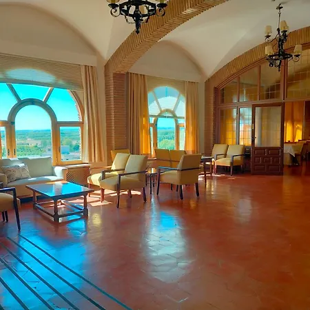 Hotel De 4*